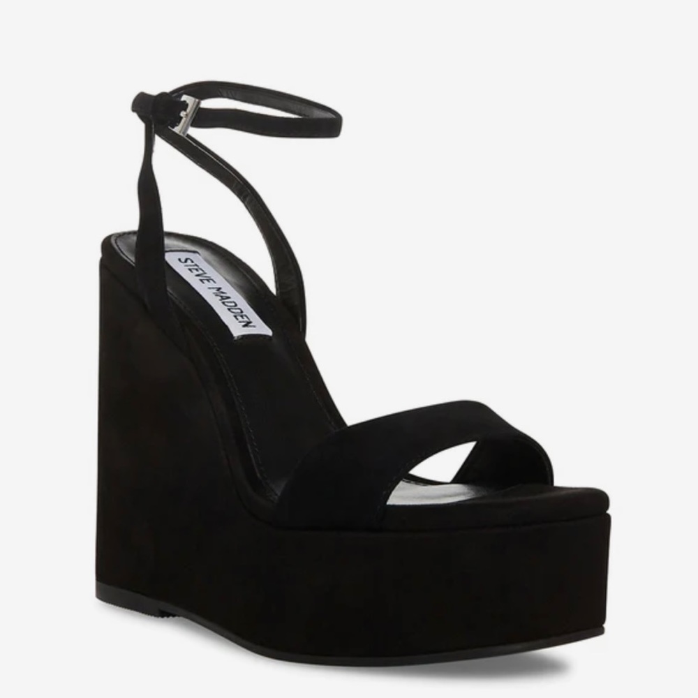 New Steve Madden Size 7 Black Suede Shoes